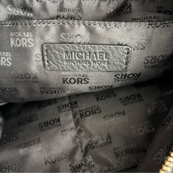 Michael Kors Black Hobo Bag Gold MK Logo & Wallet Set - Picture 10 of 14